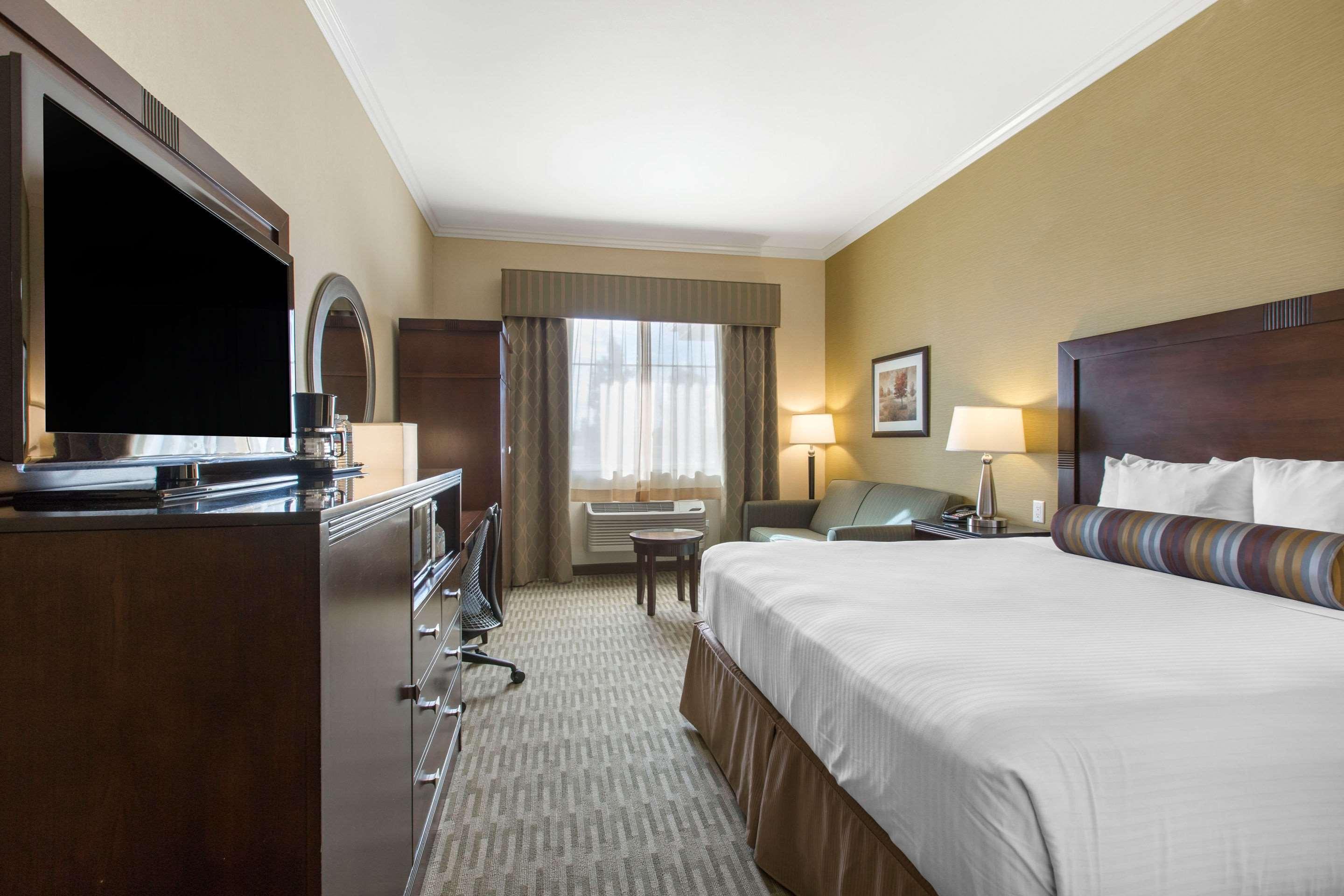 The Oaks Hotel & Suites باسو روبليس، سان لويس أوبيسبو، كاليفورنيا المظهر الخارجي الصورة