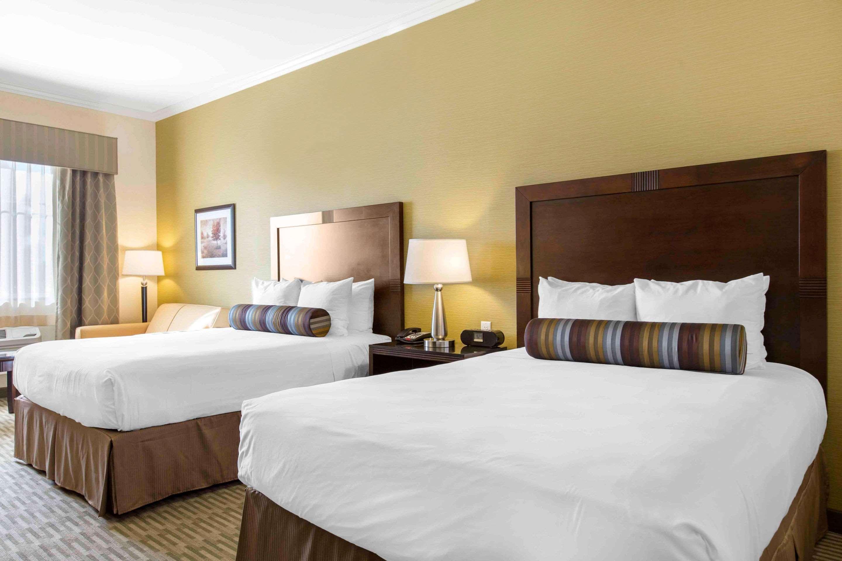 The Oaks Hotel & Suites باسو روبليس، سان لويس أوبيسبو، كاليفورنيا المظهر الخارجي الصورة