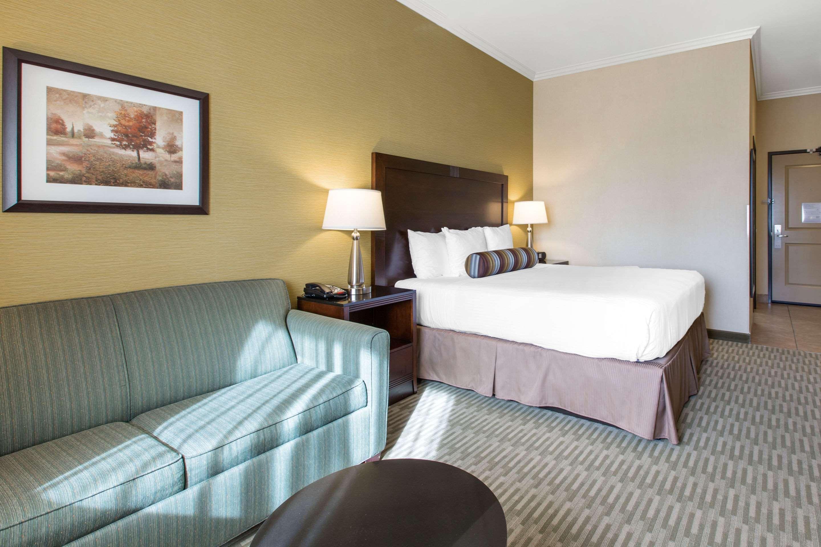 The Oaks Hotel & Suites باسو روبليس، سان لويس أوبيسبو، كاليفورنيا المظهر الخارجي الصورة