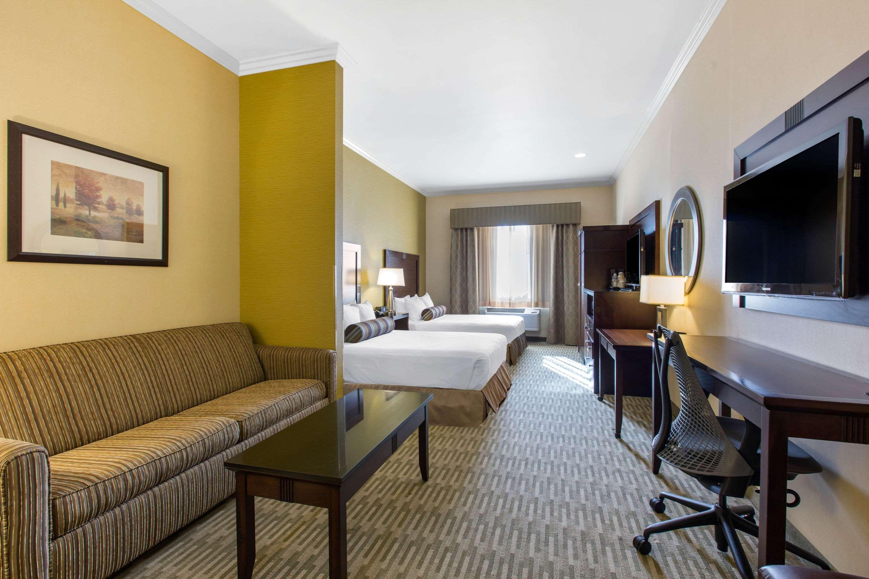 The Oaks Hotel & Suites باسو روبليس، سان لويس أوبيسبو، كاليفورنيا المظهر الخارجي الصورة