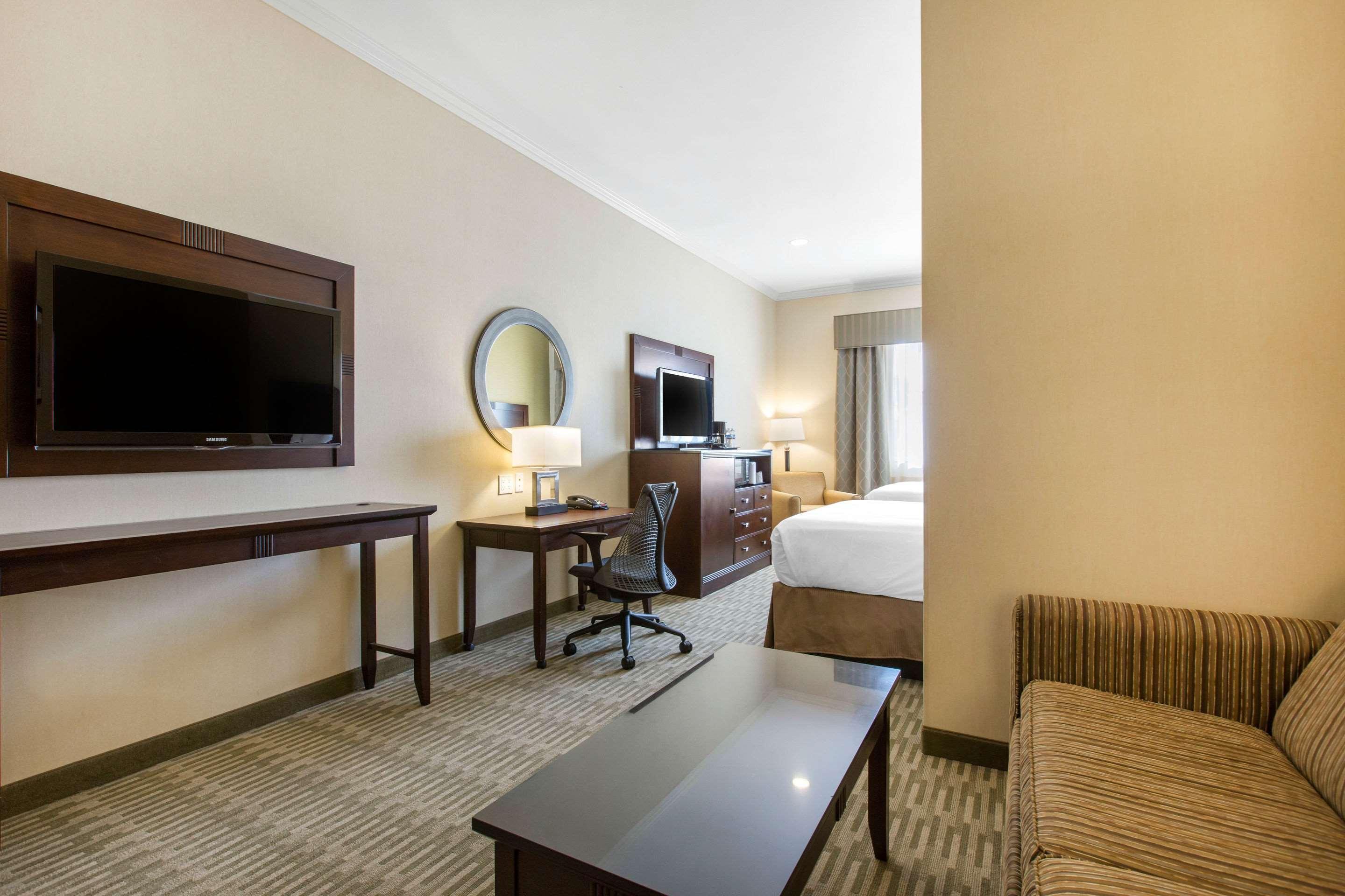 The Oaks Hotel & Suites باسو روبليس، سان لويس أوبيسبو، كاليفورنيا المظهر الخارجي الصورة