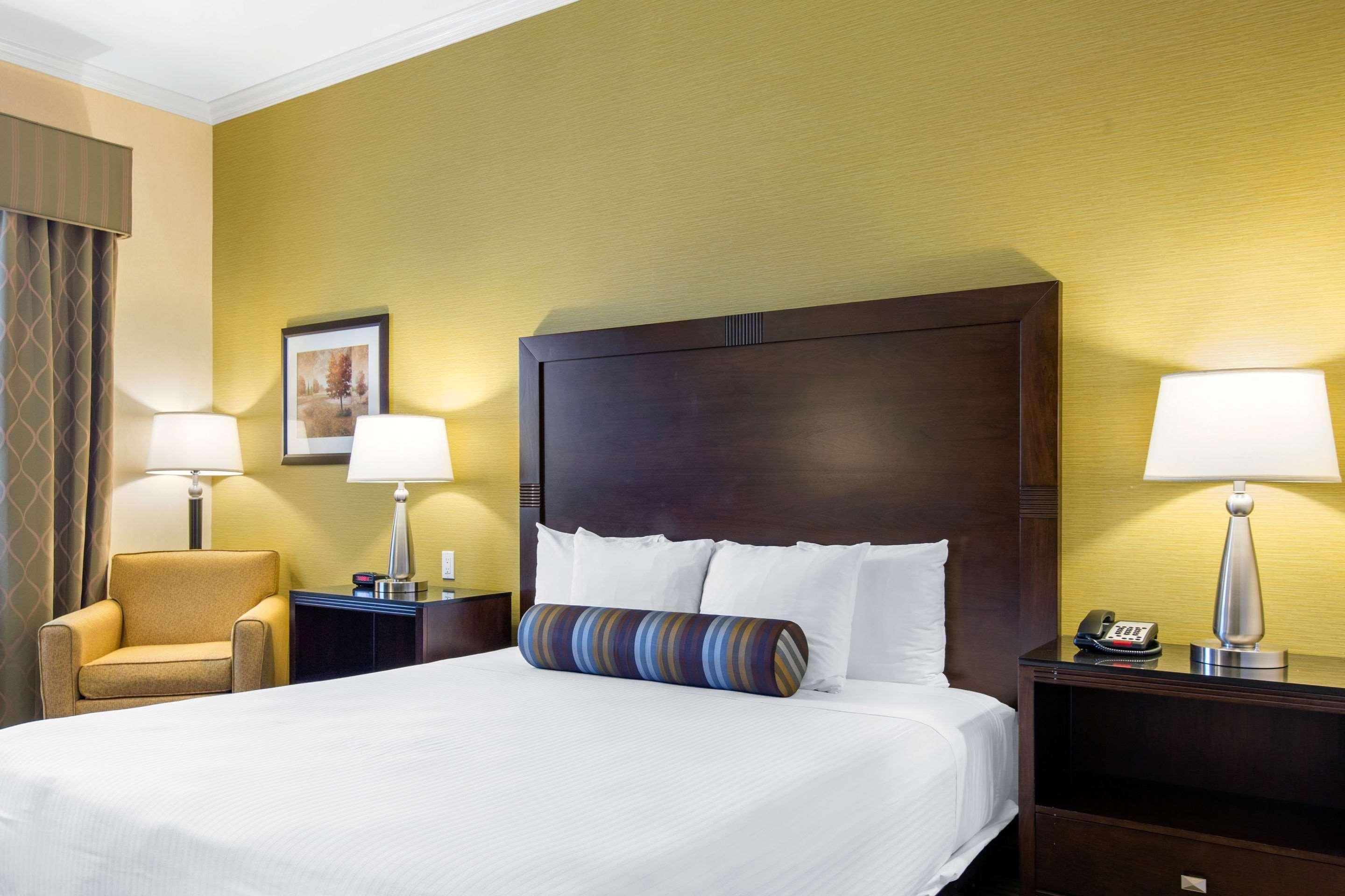 The Oaks Hotel & Suites باسو روبليس، سان لويس أوبيسبو، كاليفورنيا المظهر الخارجي الصورة