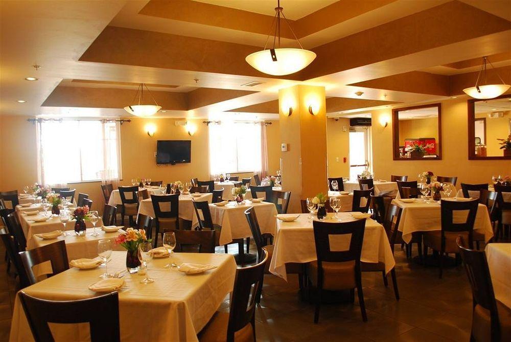 The Oaks Hotel & Suites باسو روبليس، سان لويس أوبيسبو، كاليفورنيا المظهر الخارجي الصورة