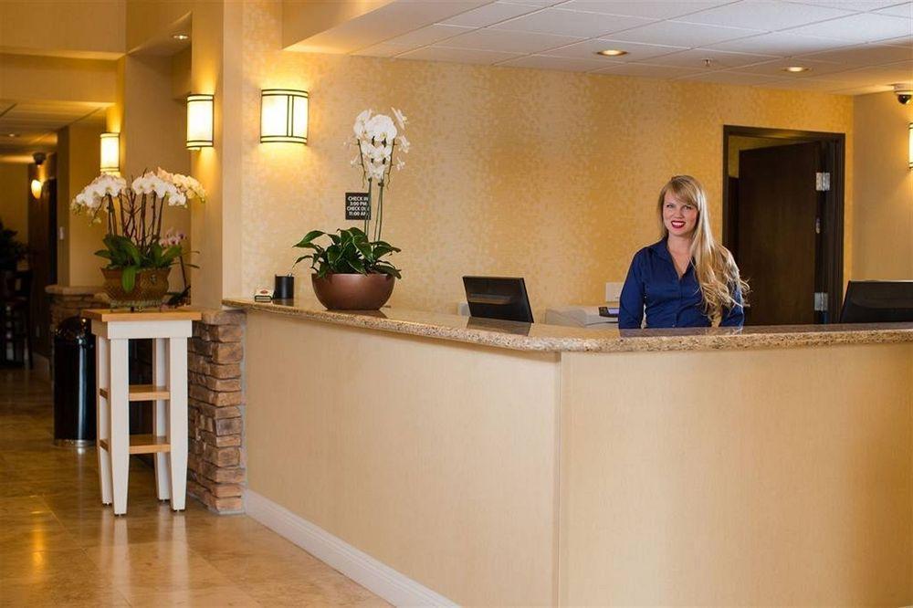 The Oaks Hotel & Suites باسو روبليس، سان لويس أوبيسبو، كاليفورنيا المظهر الخارجي الصورة